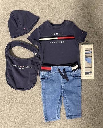 Tommy Hilfiger 7 Teile Gr. 62