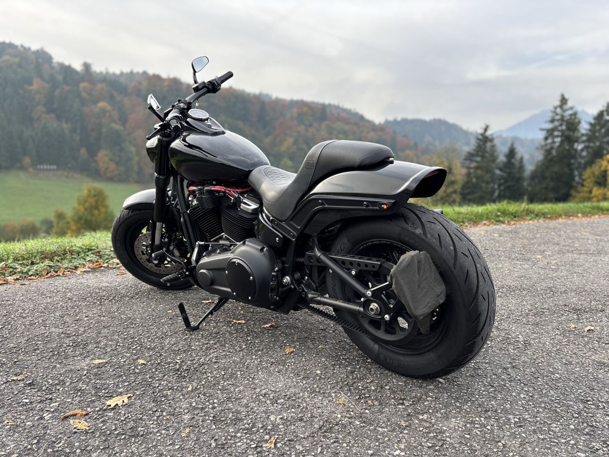 Tutte le macchine: Harley Davidson Fatbob Softail – Usato da Luzern venduto da sam.l. 3