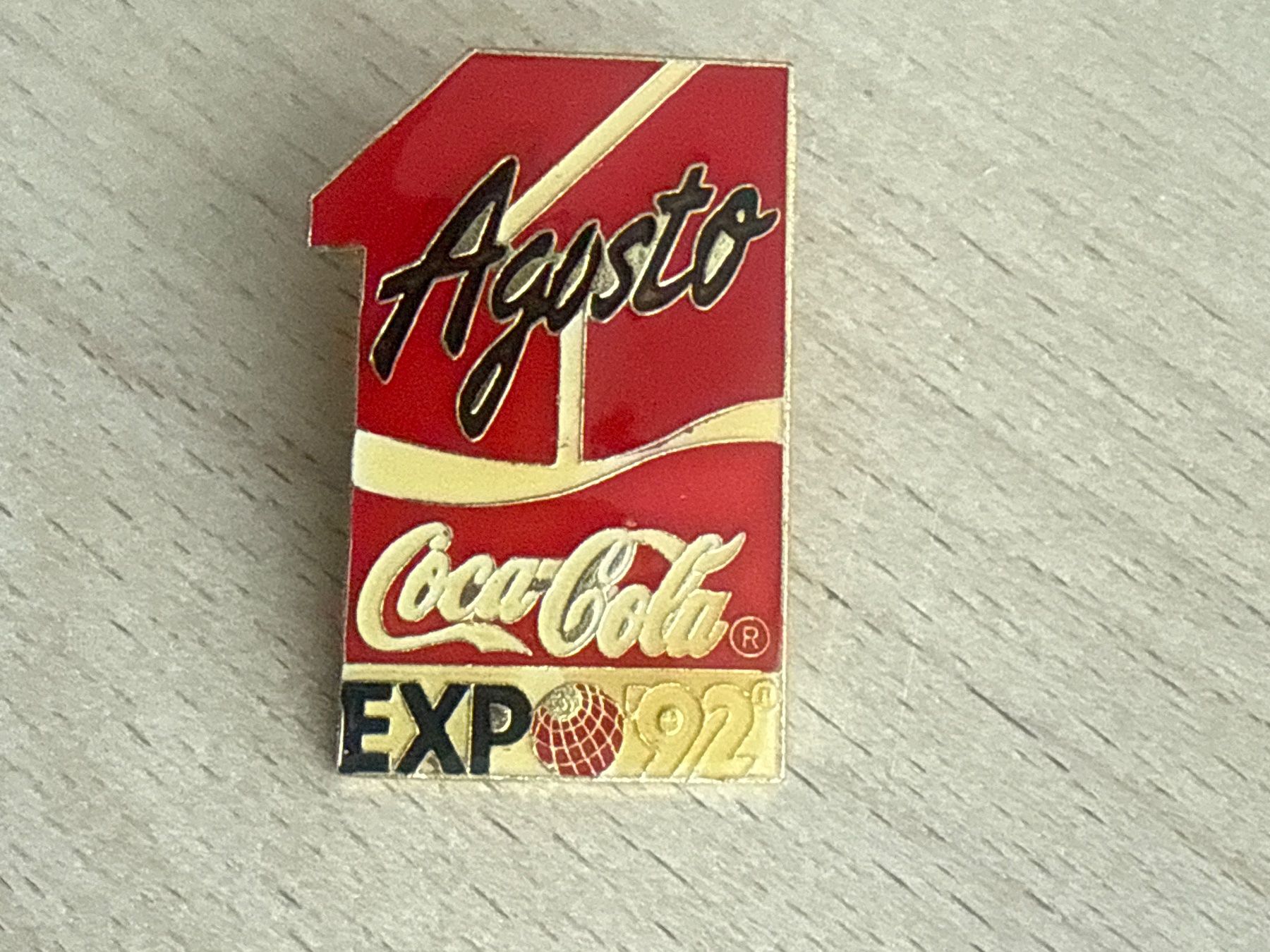 Coca-Cola Placchette & Badge: Pin Coca-Cola EXPO 1992 – Usato da Glattbrugg venduto da Schweigmatt