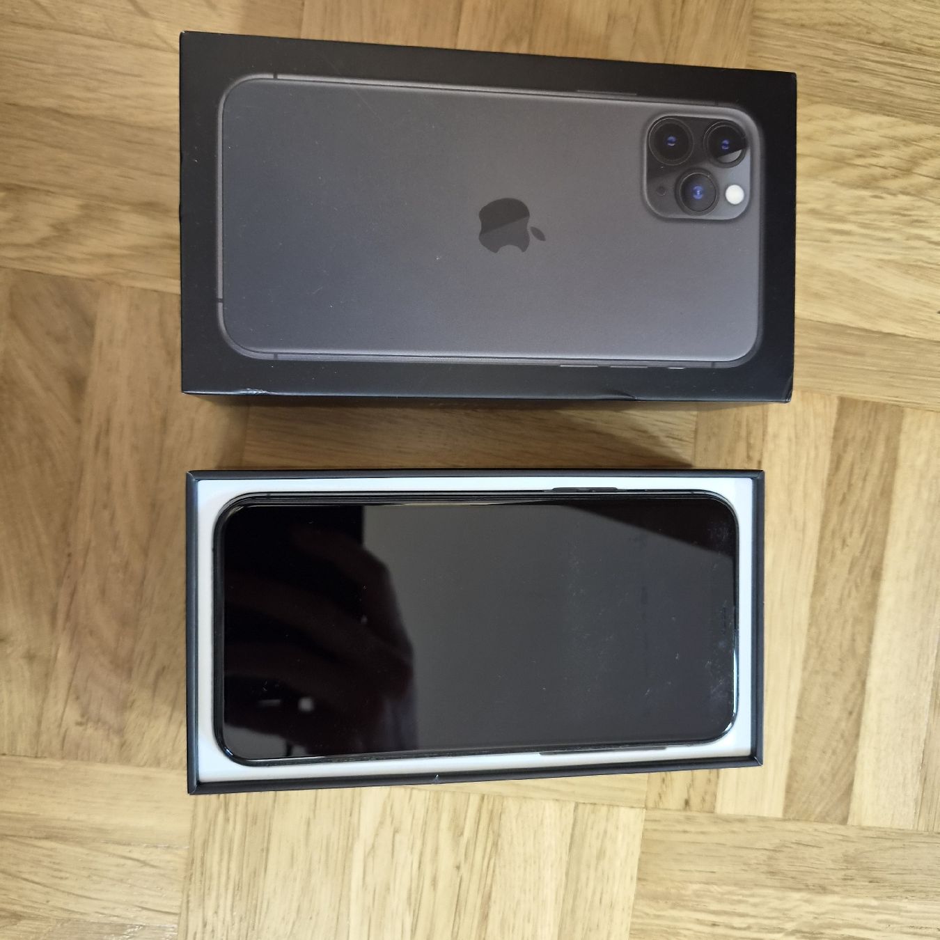 Apple Handys / Smartphones: iPhone 11 Pro 256 GB Space Grau - Gutem Zustand – Gebraucht aus Aesch BL von PrestonMesh