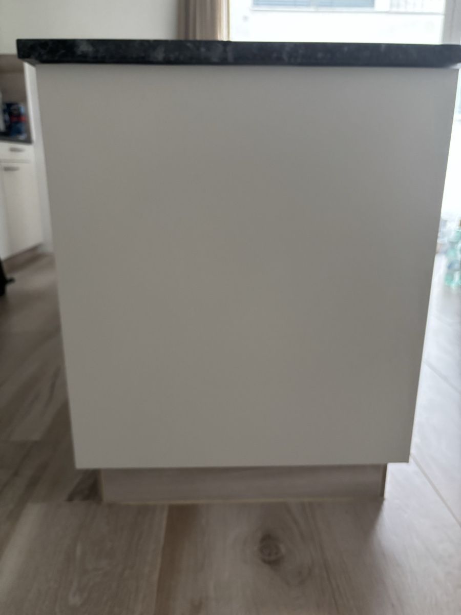 V-Zug Cucine complete: Kochinsel mit V-ZUG Geräten – Usato da Dottikon venduto da Guido240 5