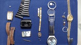 Lot de montres partiellement démontées. Lot n°18