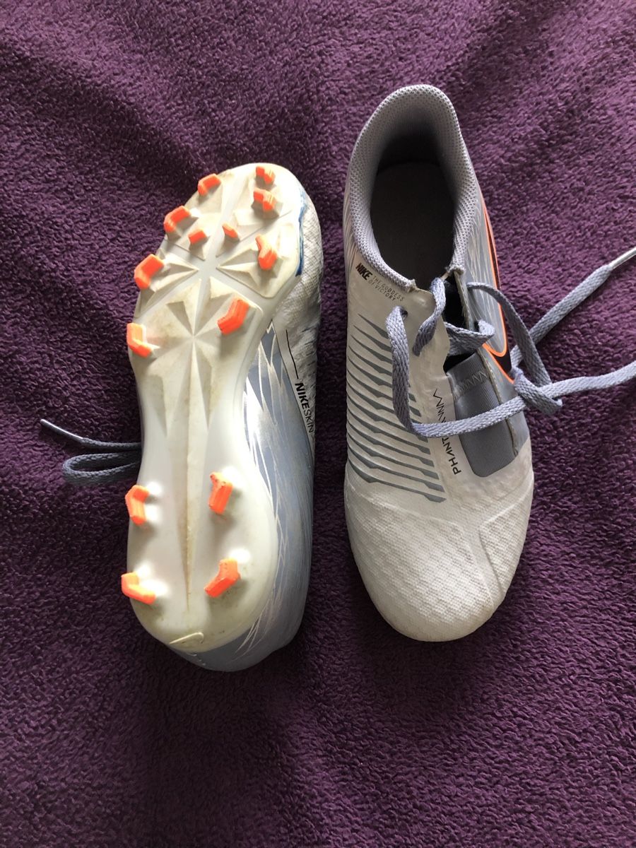Herrenschuhe: Fußball Schuhe Größe 34 – Gebraucht aus Adliswil von rossoelmare 2