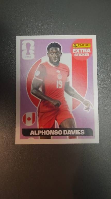 Panini Sammelbilder & Trading cards: Panini WM26 Extra Sticker – Gebraucht aus Muttenz von Shimoon