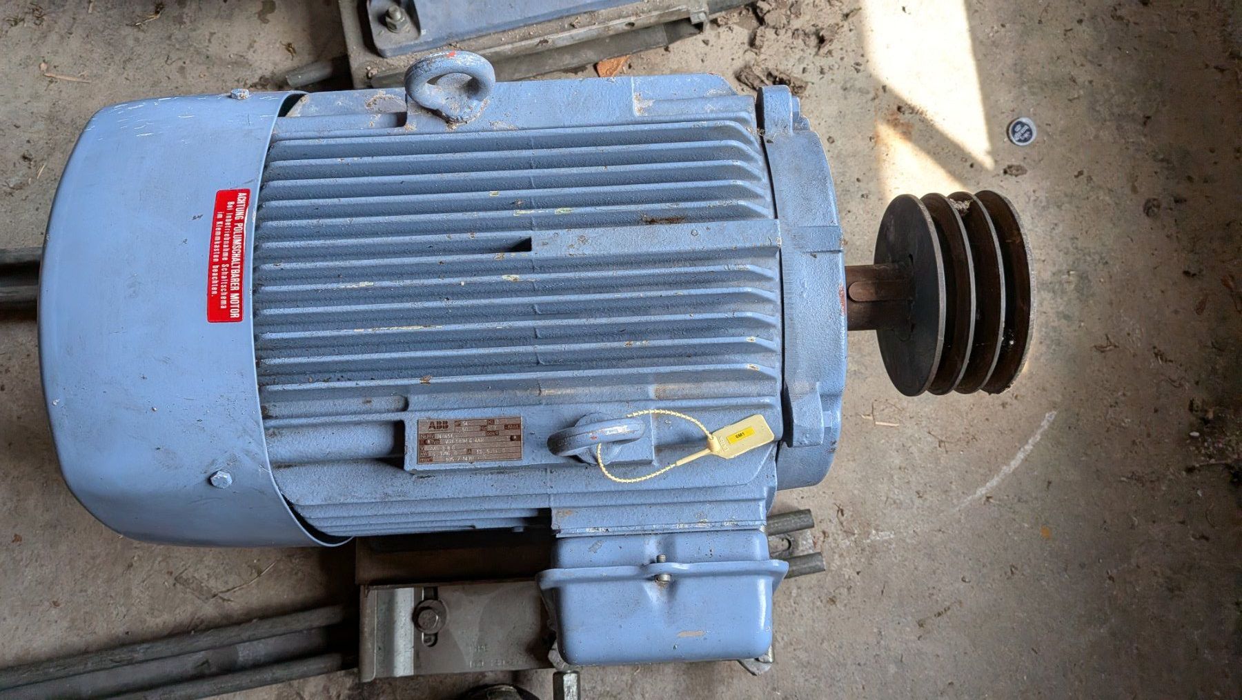 ABB  Motori: Elektromotor mit Keilriemen Pully – Usato da Lanzenhäusern venduto da Original75