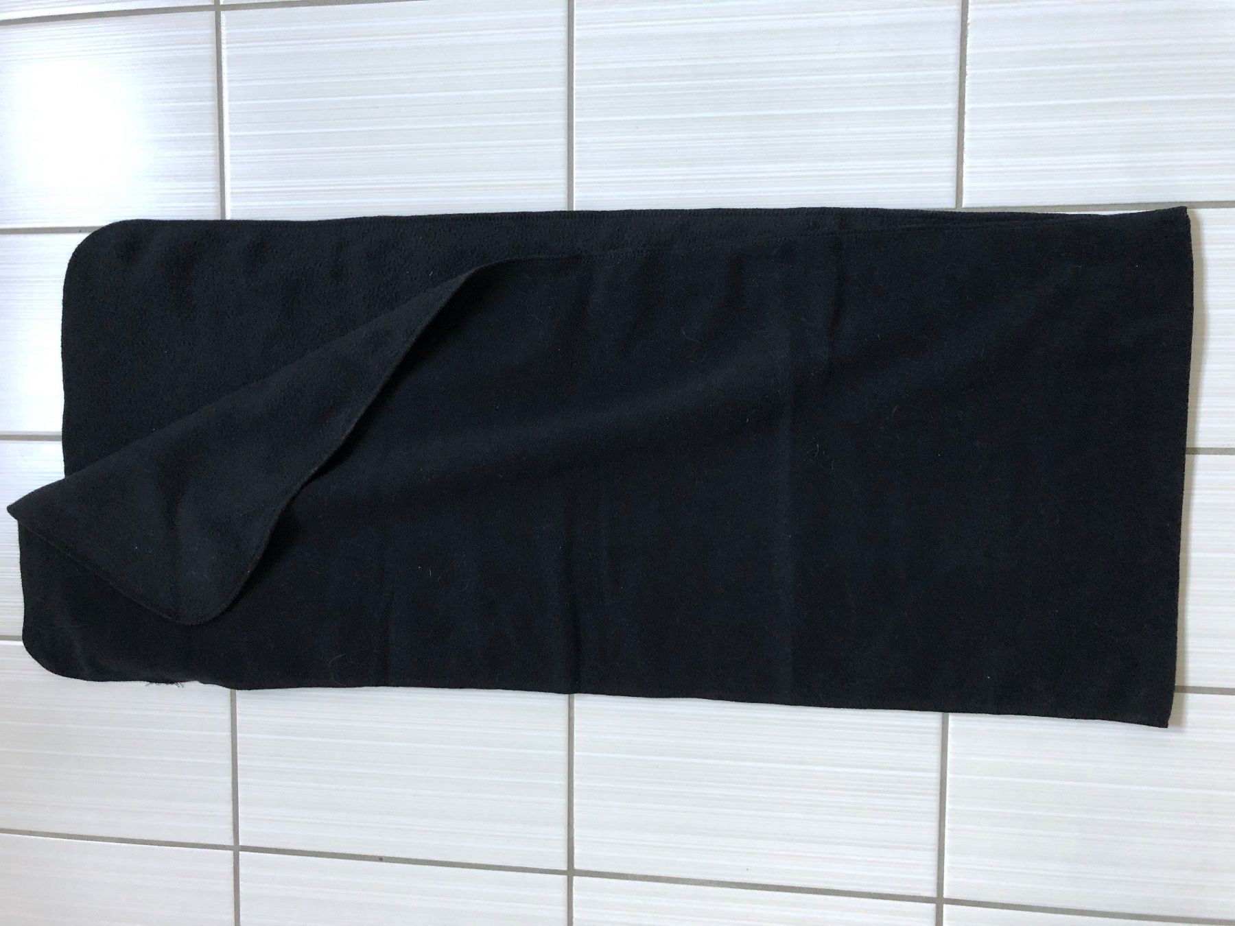 Foulard & Sciarpe: Grosser Schal – Usato da Arth venduto da Vrecam51 1