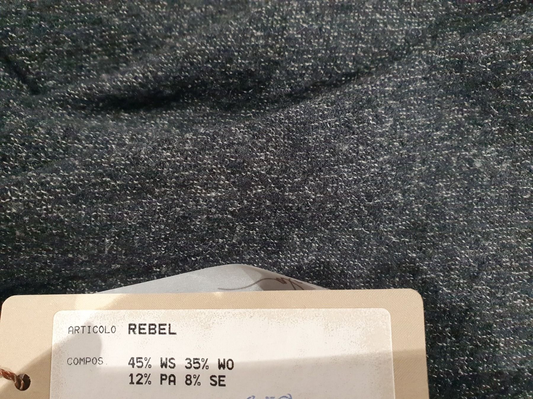 Coperte: Wohndecke – Nuovo (secondo la descrizione) da Flims-Dorf venduto da Wehrli-Raum 2