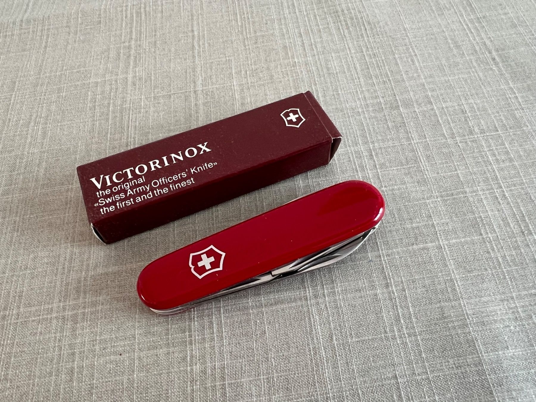 Victorinox Coltelli tascabile: VICTORINOX Messer – Nuovo e nell'imballaggio originale da Frauenfeld venduto da lona05 1