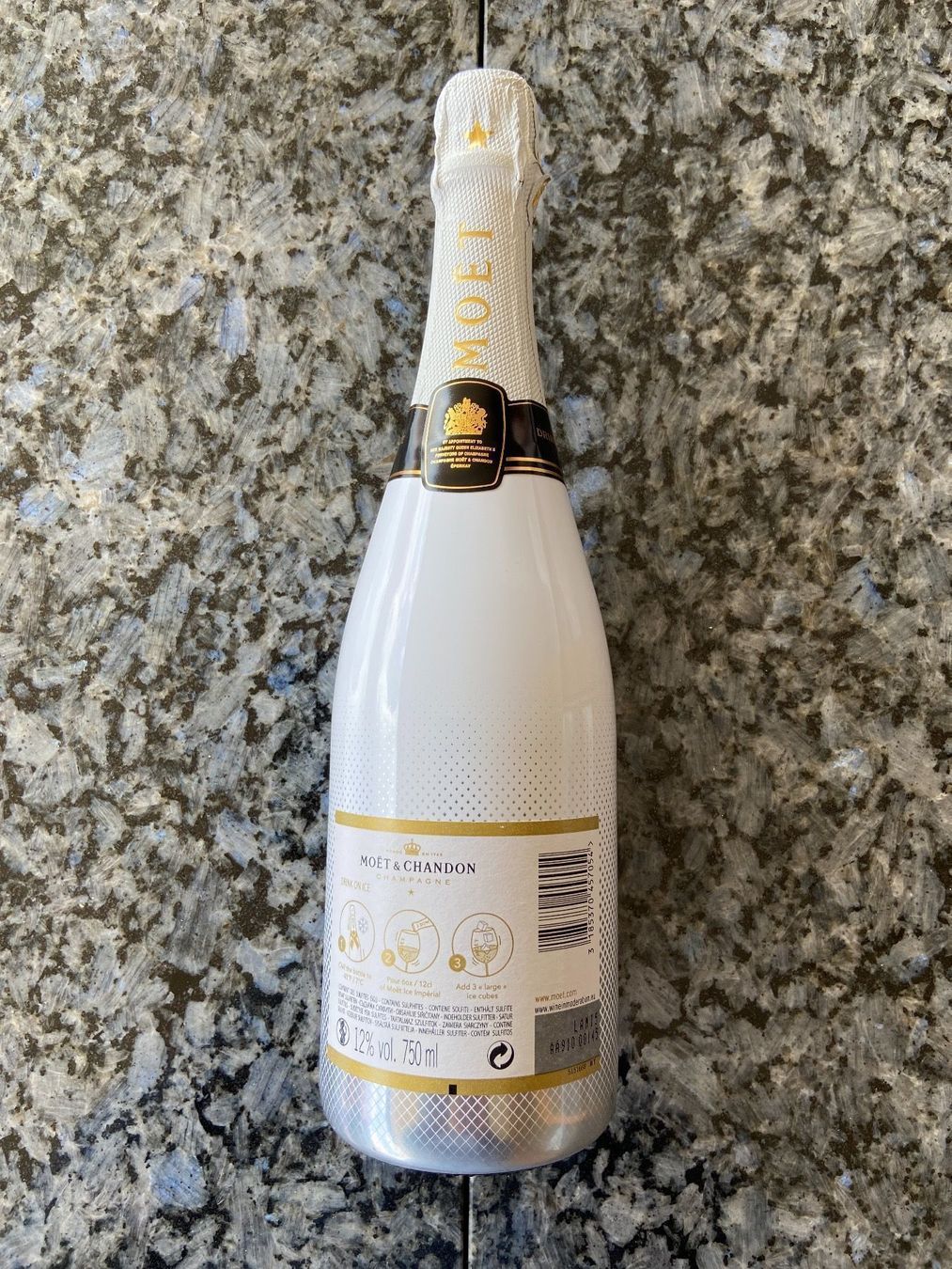 Moet Bevande alcoliche: Moet Chandon Ice Champagner – Nuovo e nell'imballaggio originale da Beatenberg venduto da nonnkari 1