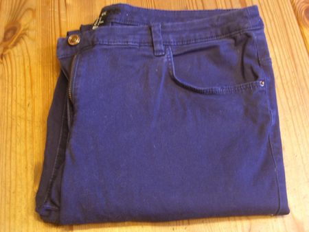 schöne, enge, elastische Jeans, H&M, blau, Gr. 42