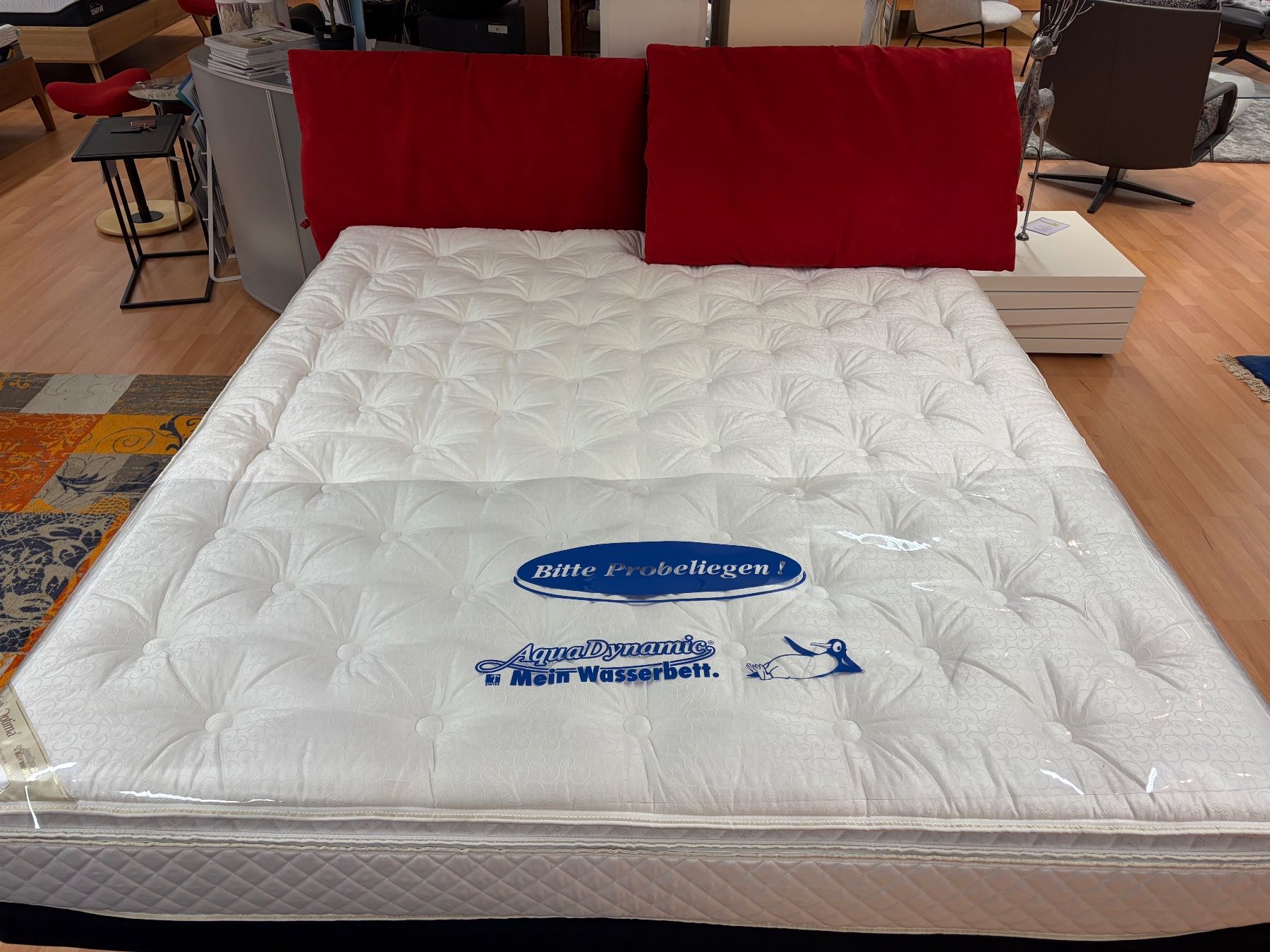 Letti: Aqua Dynamic Wasserbett – Nuovo (secondo la descrizione) da Neuenegg venduto da InterieurAG 1