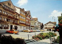 URNÄSCH Dorfplatz - Auto