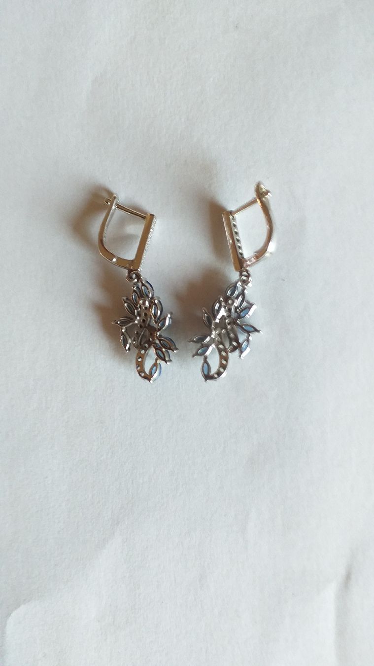 Ohrringe & -stecker: Ohrhänger Silber – Gebraucht aus Wünnewil von 04Blume 1