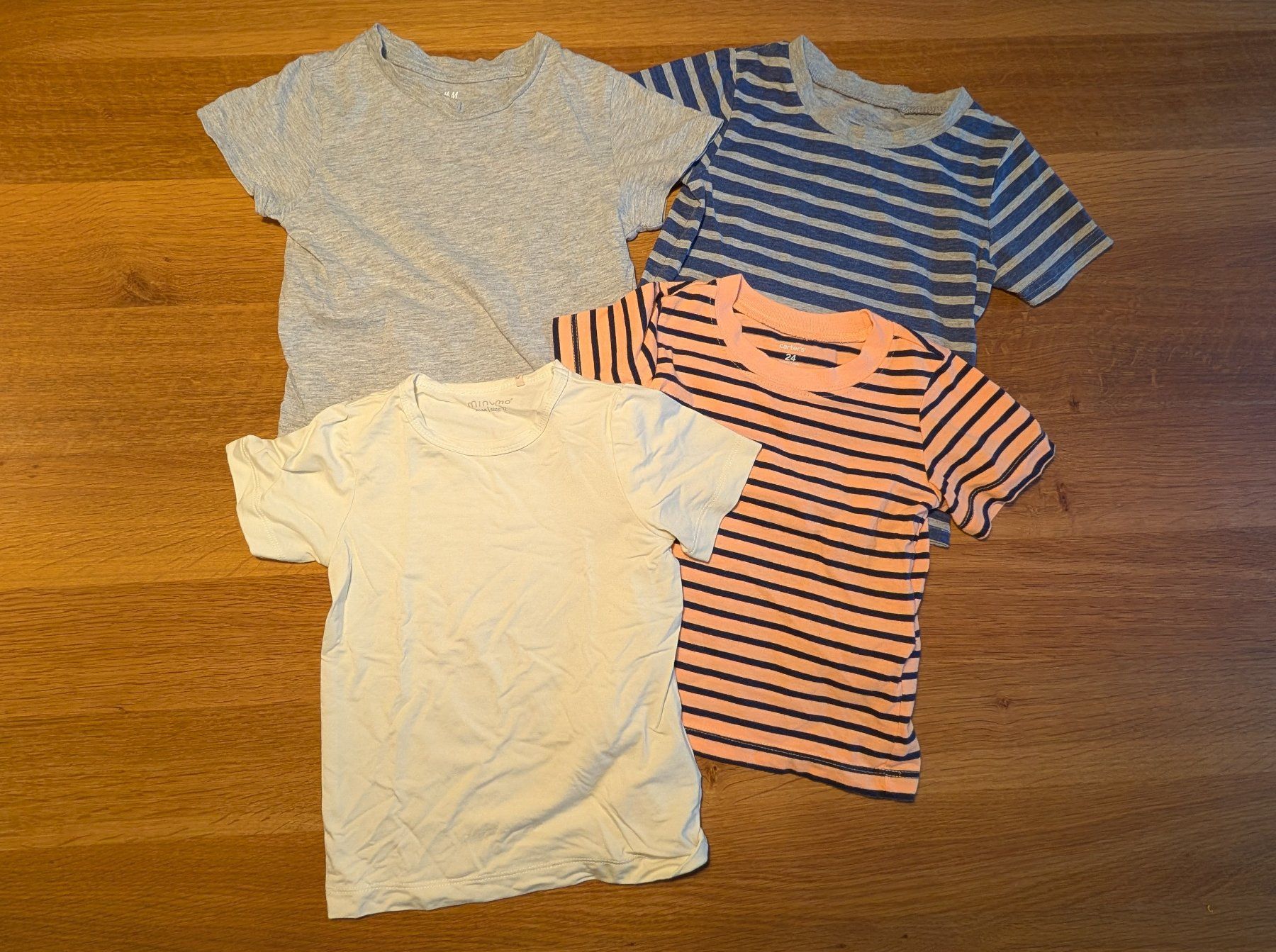 Lotti & Set di vestiti: Kleiderpaket Grösse 92 , 23 Teile – Usato da Rotkreuz venduto da CRLNSC 3