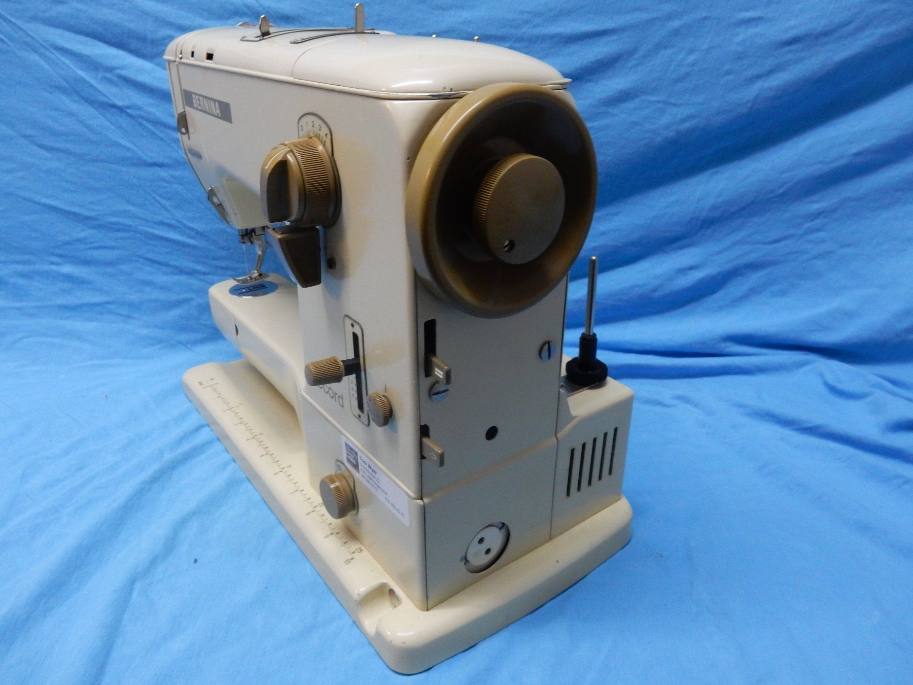 Bernina Nähmaschinen: Bernina 730        26008 – Gebraucht aus Watt von Mariposa49 7