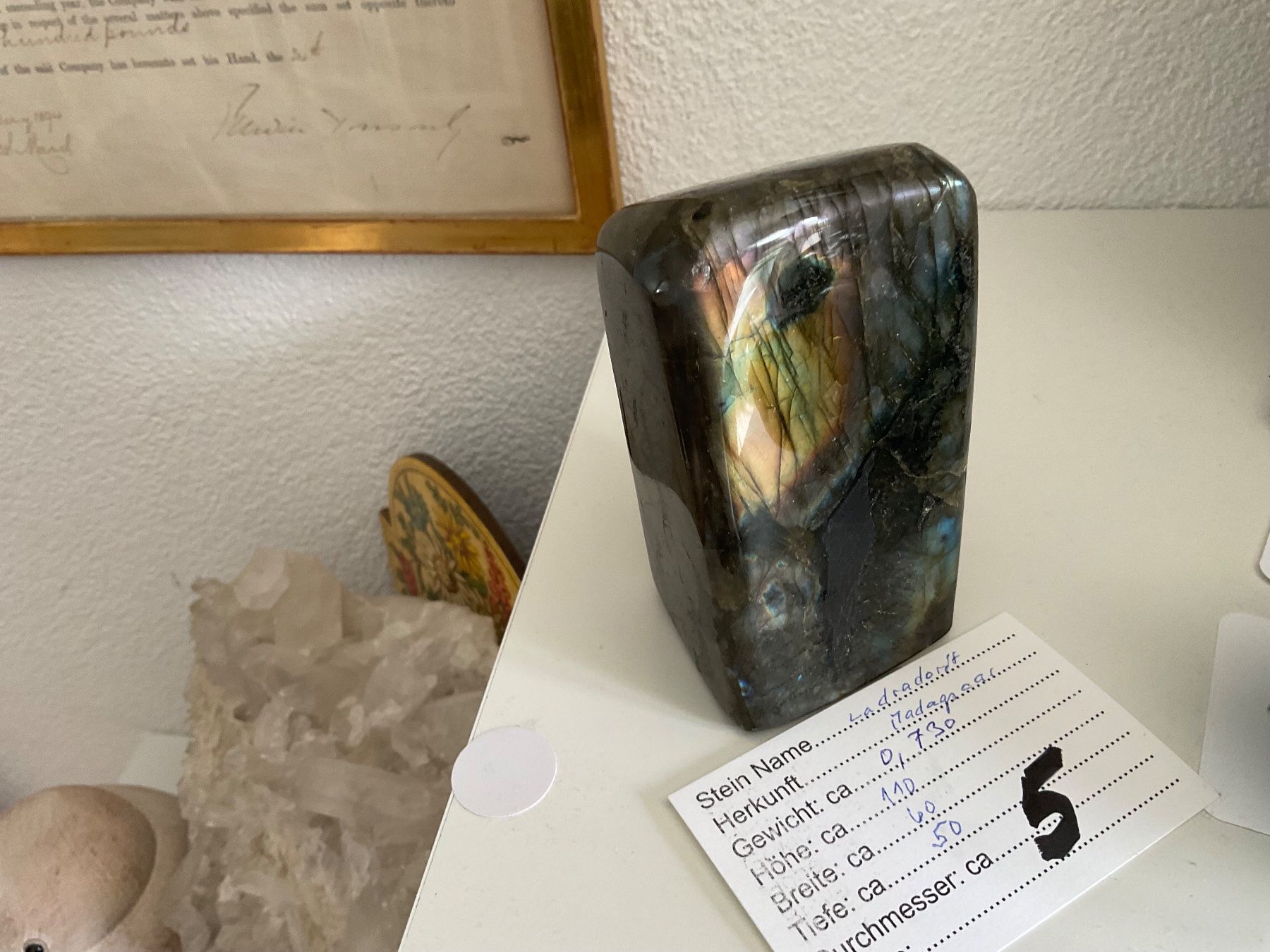 Minerali & Pietre curative: Spektakulärer Labradorit Handschmeichler aus Madagaskar – Nuovo (secondo la descrizione) da Gibswil venduto da MineralienJRS 5