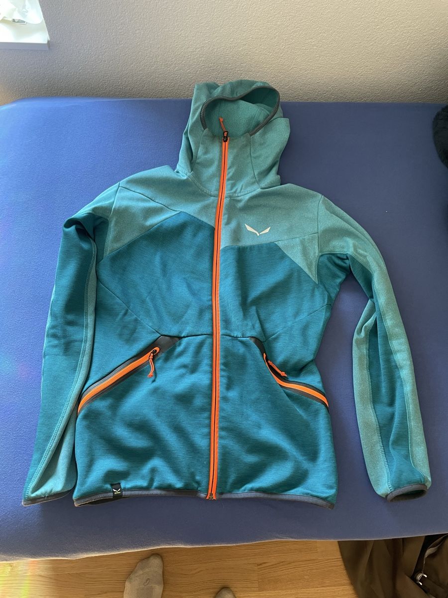 Salewa Jacken: Salewa Fliess Türkis/Orange – Gebraucht aus Niederdorf von ciritungol