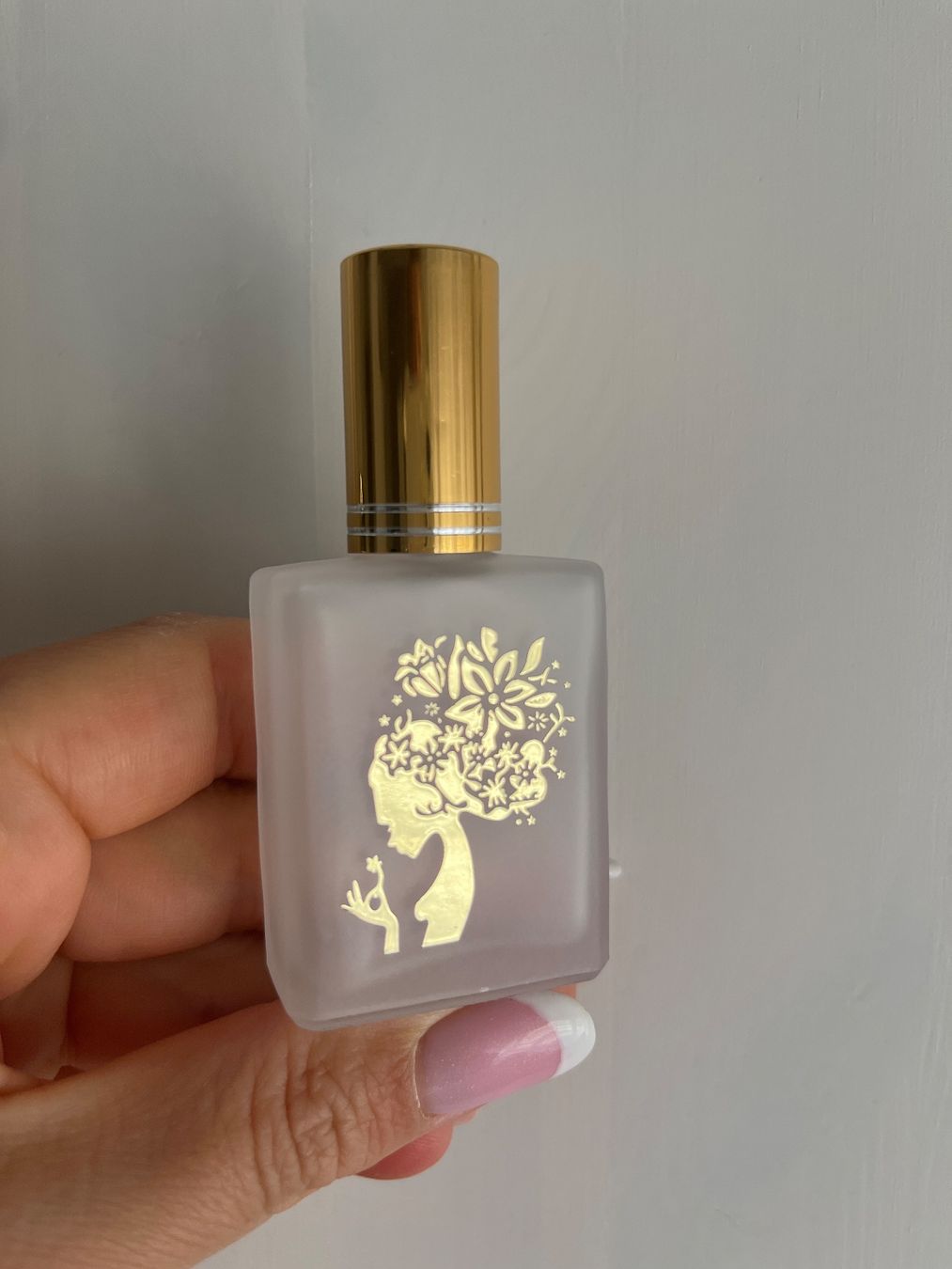 Mugler Parfums & Eau de Toilette: Alien eau de parfum 💜Mugler  20 ml sample – Neuf (Voir description) à Chêne-Bougeries par Seetooyoo 1
