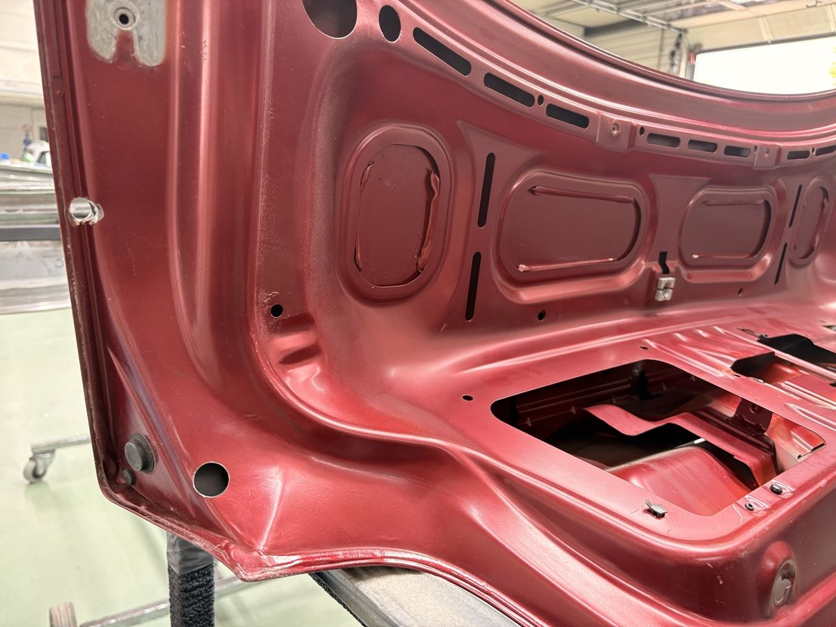 BMW Tutti pezzi di ricambio auto: BMW 3er E36 Heckdeckel Coupe Cabrio – Usato da Aeschi SO venduto da SiMondo 9