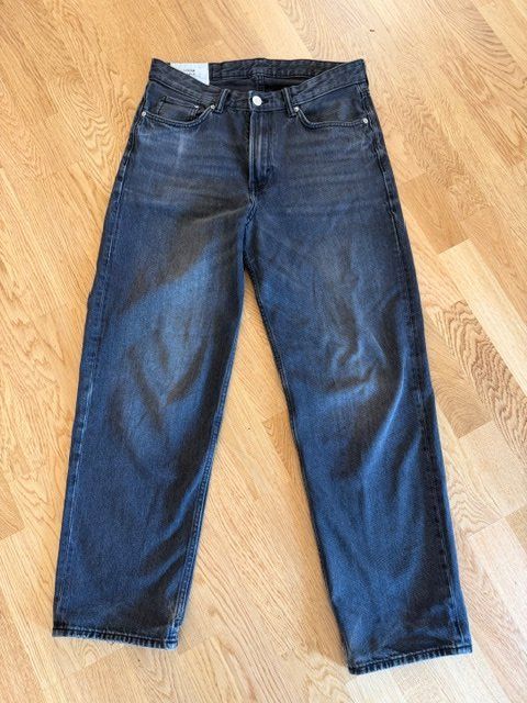 H&M Pantaloni: H&M Loose Ample  Jeans 30|32 – Usato da Wabern venduto da MagdalenaWabern