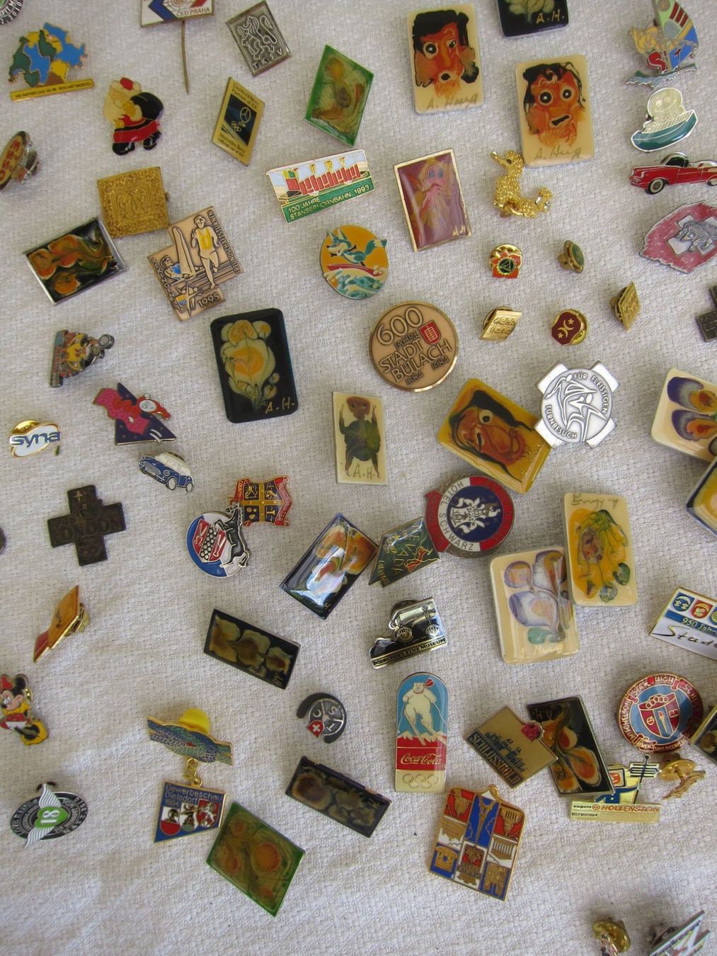 Placchette & Badge: Anstecker Pins Buttons diverses – Usato da Regensdorf venduto da Eri8057 9