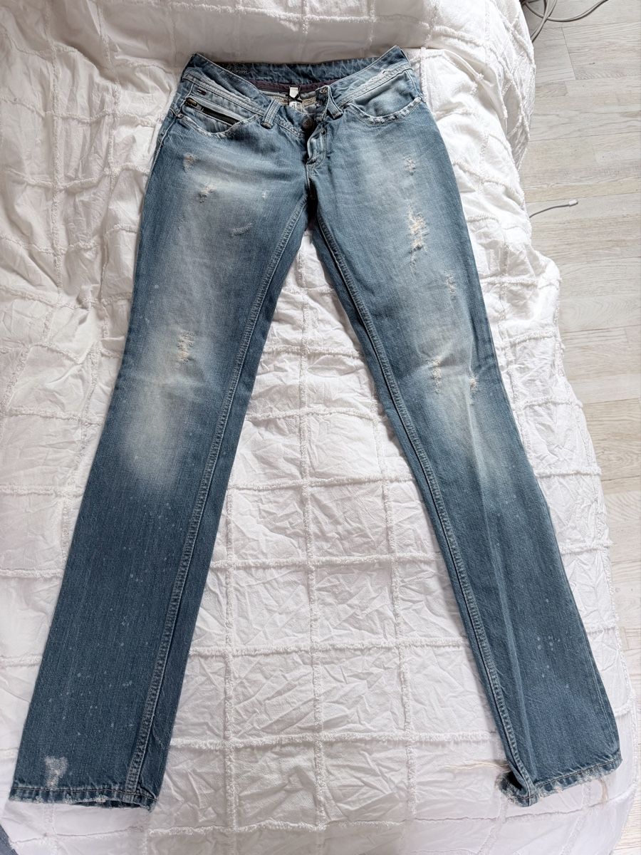 Tommy Hilfiger Jeans: Tommy Hilfiger Vintage Jeans – Nuovo (secondo la descrizione) da Zürich venduto da jil_7l2p