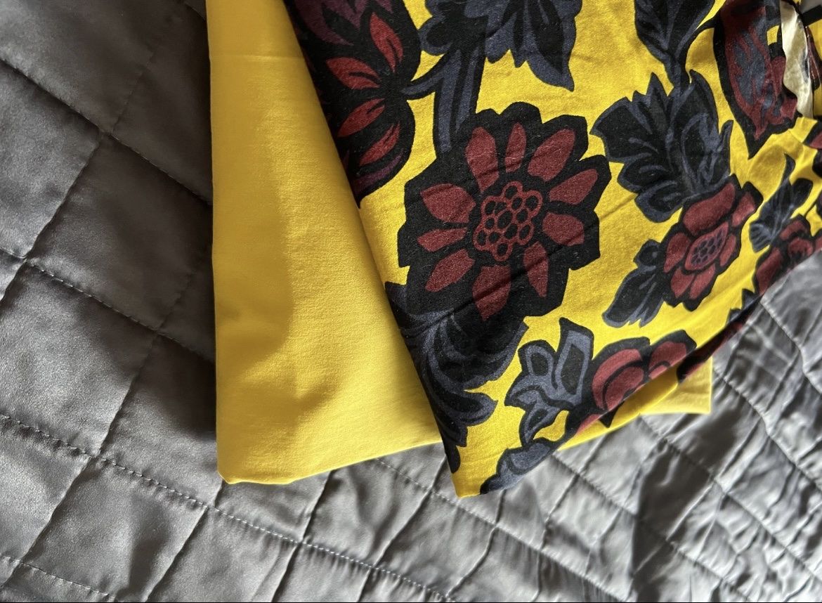Camicette: Max Mara Hose min Blouse (new) – Nuovo e nell'imballaggio originale da Sattel venduto da Zlata1 6