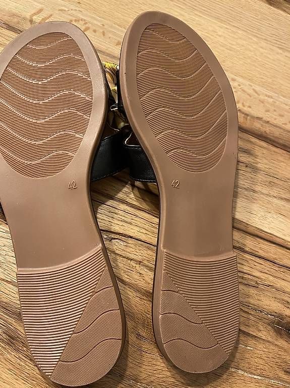 Chaussures femmes: Pantolette – D'occasion à Emmen par Lare1505 1