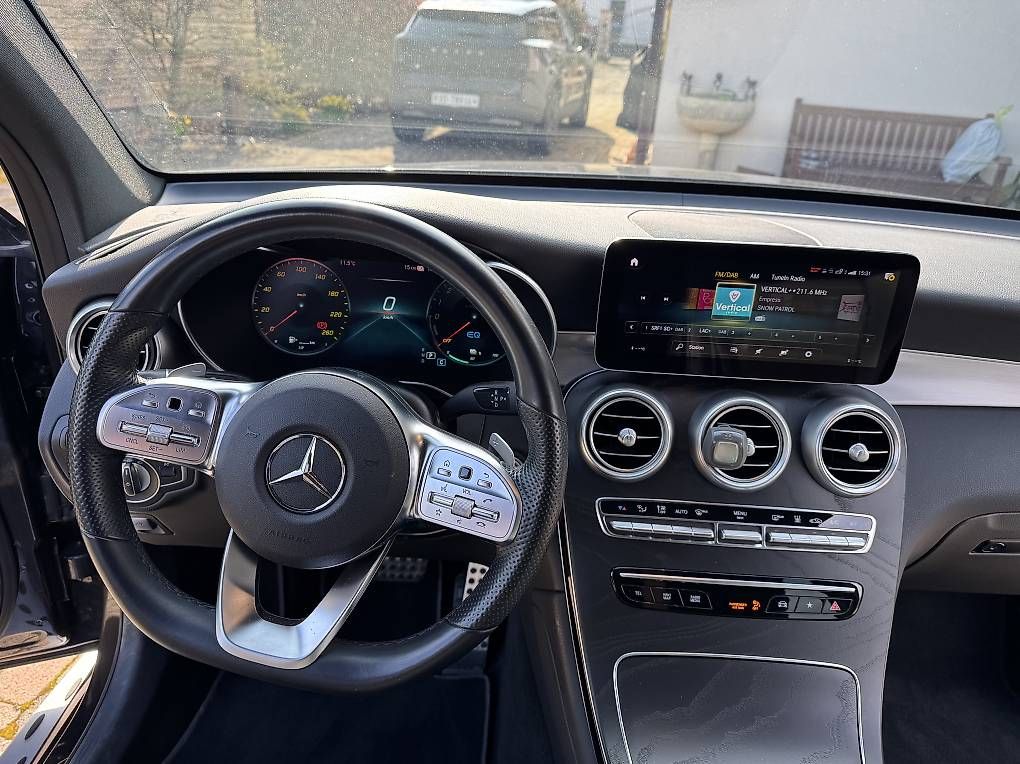 Mercedes-Benz Automobili: GLC 300E Hybride rechargeable – Usato da Yvorne venduto da Pag8 1