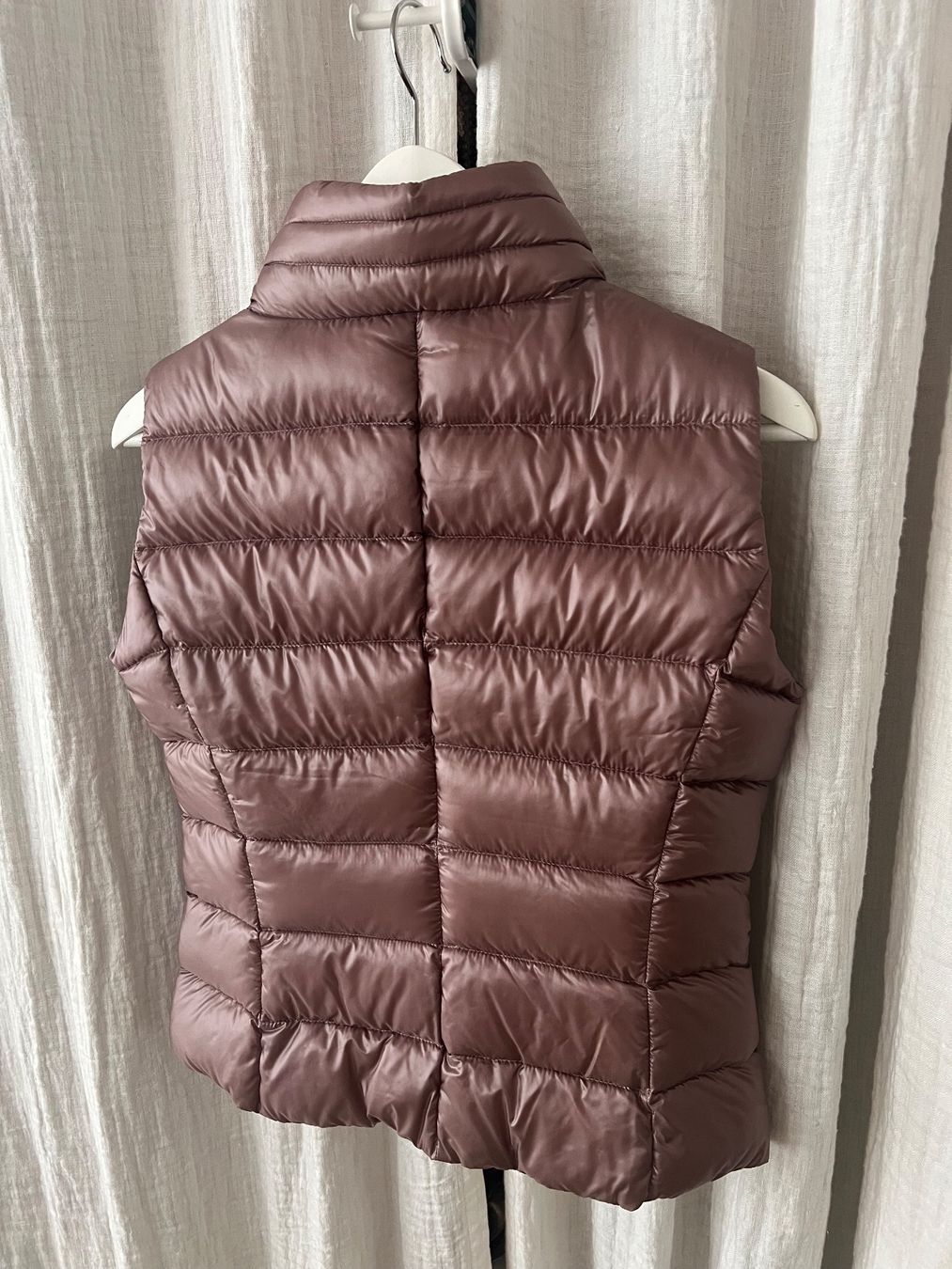 Herno Gilets & Westen: Daunengilet HERNO – Gebraucht aus Hausen AG von Jean1968 1