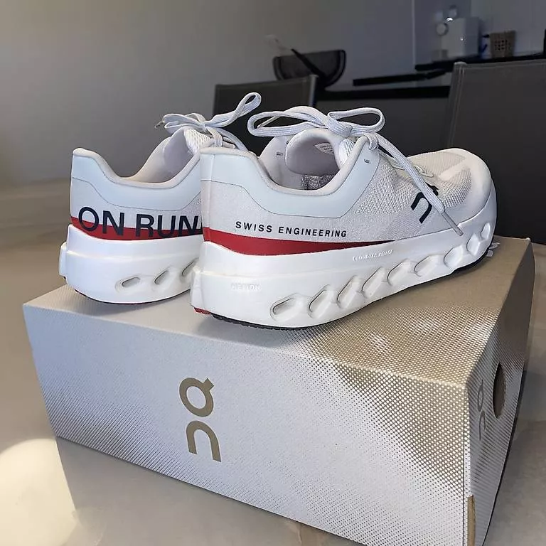 Scarpe da uomo: On Cloudsurfer Olympic – Nuovo e nell'imballaggio originale da Rupperswil venduto da mku92 1