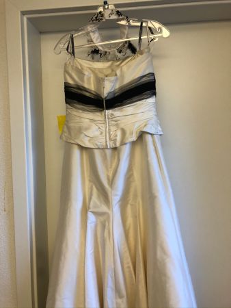 Jupe et bustier neuf taille 36-38 Raffaelli 245.-