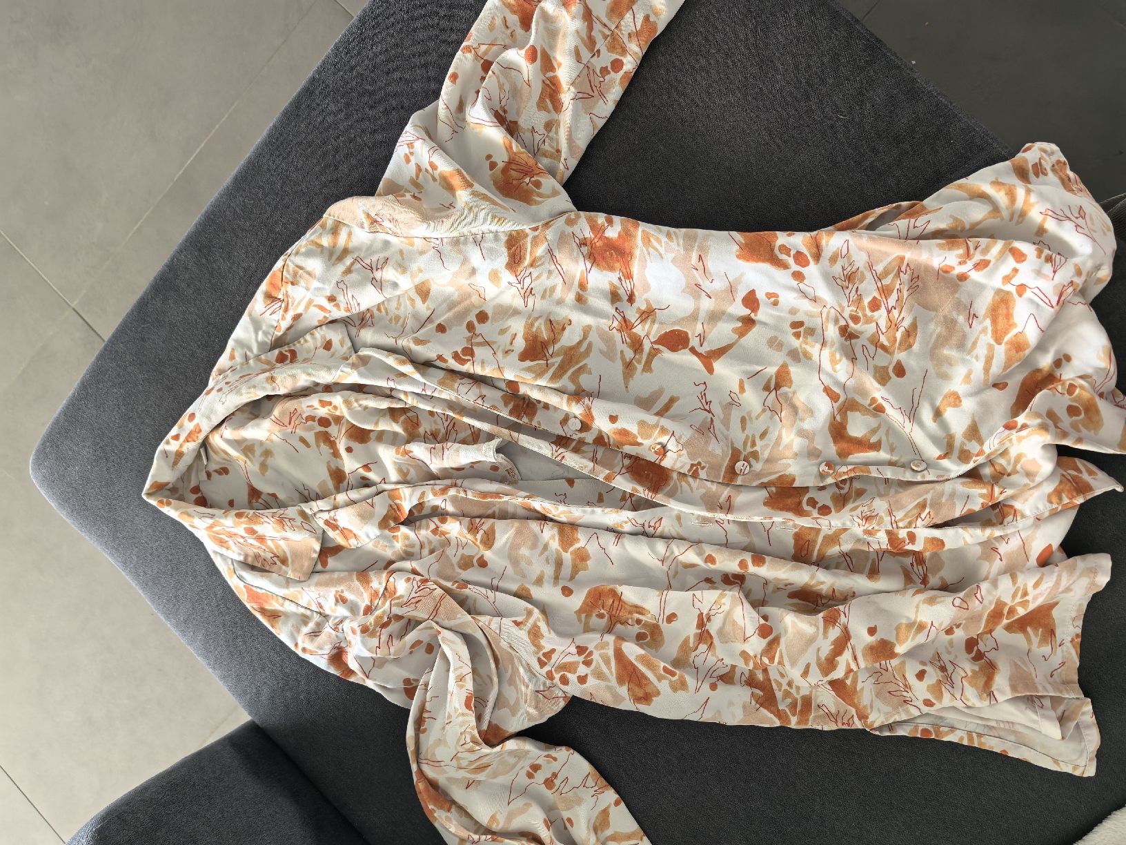 Cos Kleiderpakete: COS 2-teiliges Damen Set gemusterte Bluse & Hose orange – Gebraucht aus Düdingen von its_sjd2 2