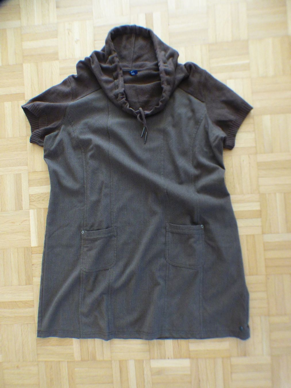 Cecil Robes: Kleid CECIL – D'occasion à Münchenbuchsee par enzian59