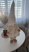 Adorable gnome décoratif de fêtes - parfait pour les fêtes!