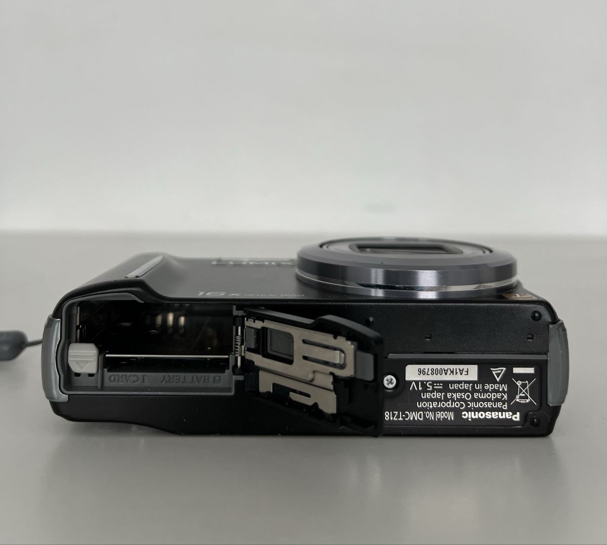 Panasonic Fotocamera: Fotokamera Panasonic Lumix DMC-TZ 18 – Usato da Dietikon venduto da RR1961 4