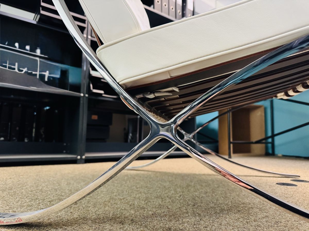 Knoll Poltrone: Knoll Barcelona Chair – Usato da Luzern venduto da liederli 3