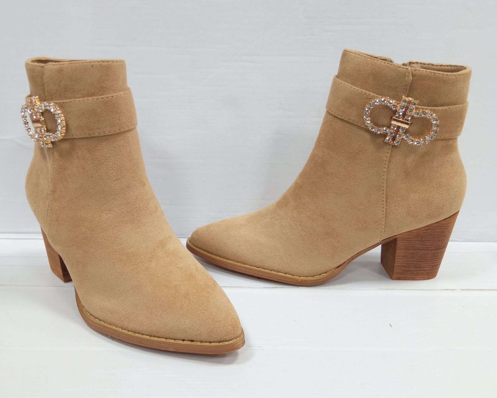 Scarpe da donna: Schuhe Gr.37 NEU – Nuovo e nell'imballaggio originale da St. Gallen venduto da Moda.1