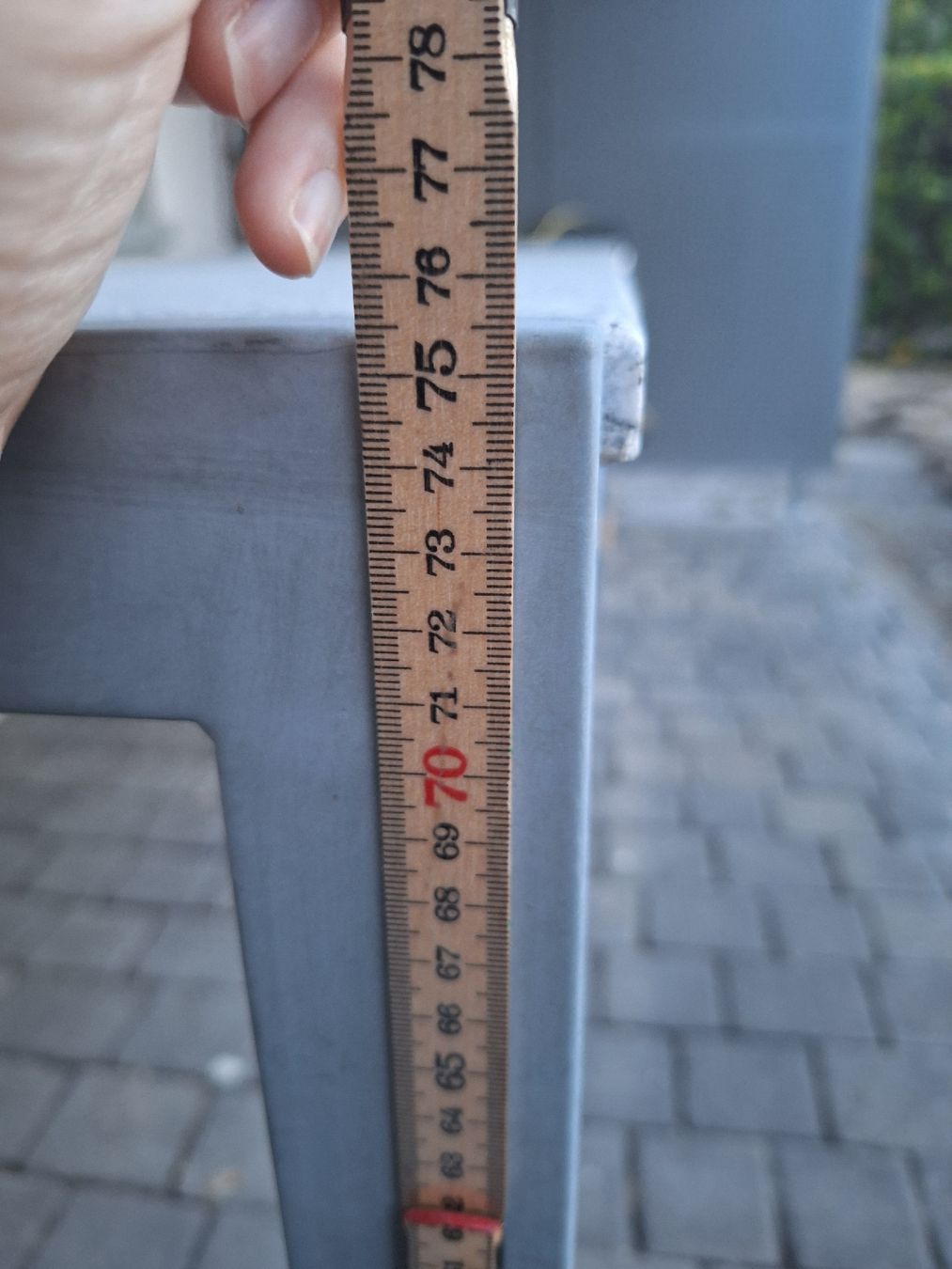 Tavoli: Gartentisch mit Steinplatten – Usato da Chur venduto da dddd94 5