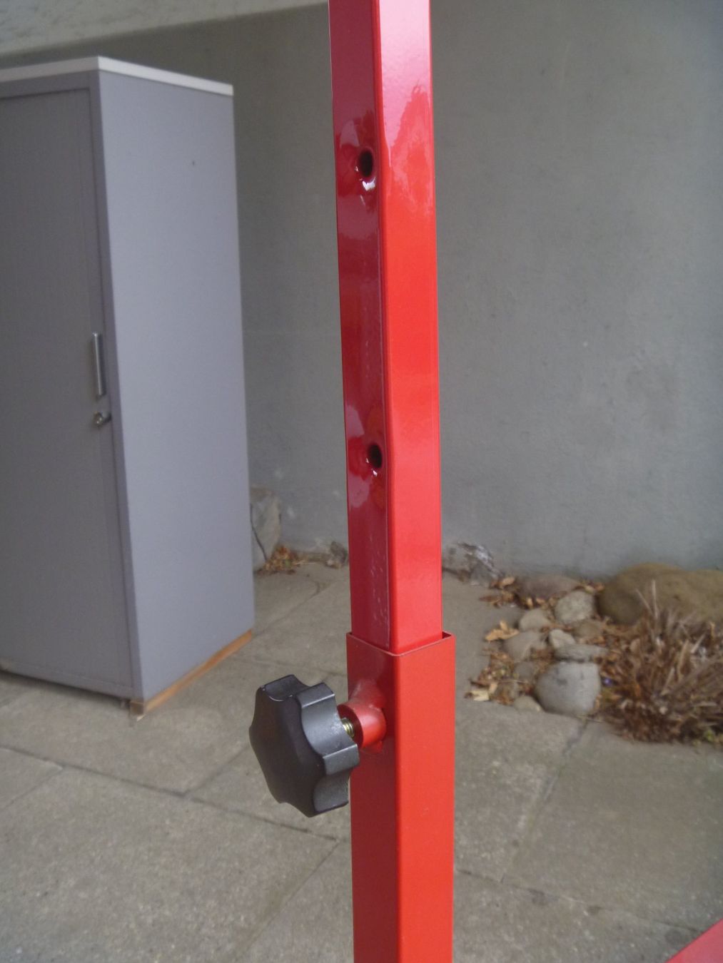 Altro in Decorazioni & Accessori: Stahlböckli 2 dimensional verstellbar – Usato da Rüti ZH venduto da baumchen 2