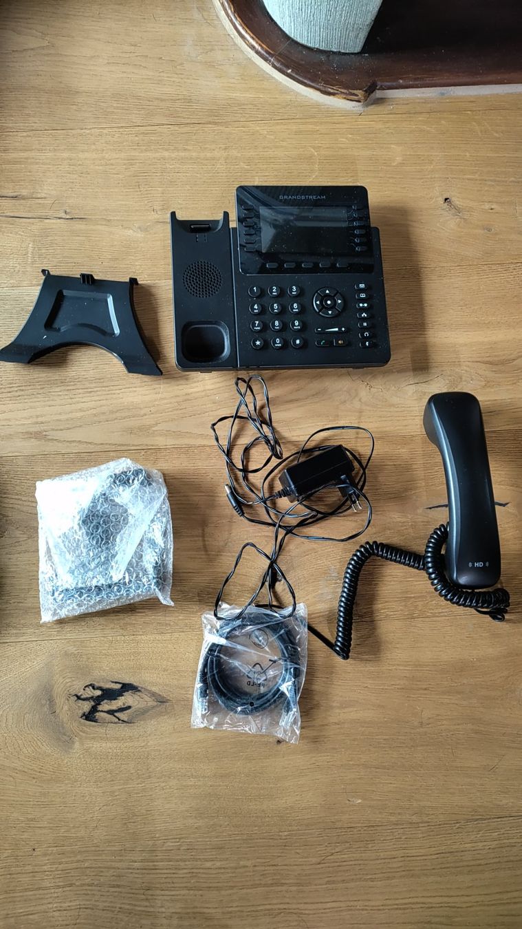 Telefoni: Grandstream GXP 2170 IP-Telefon – Usato da Kreuzlingen venduto da Benjaro 4