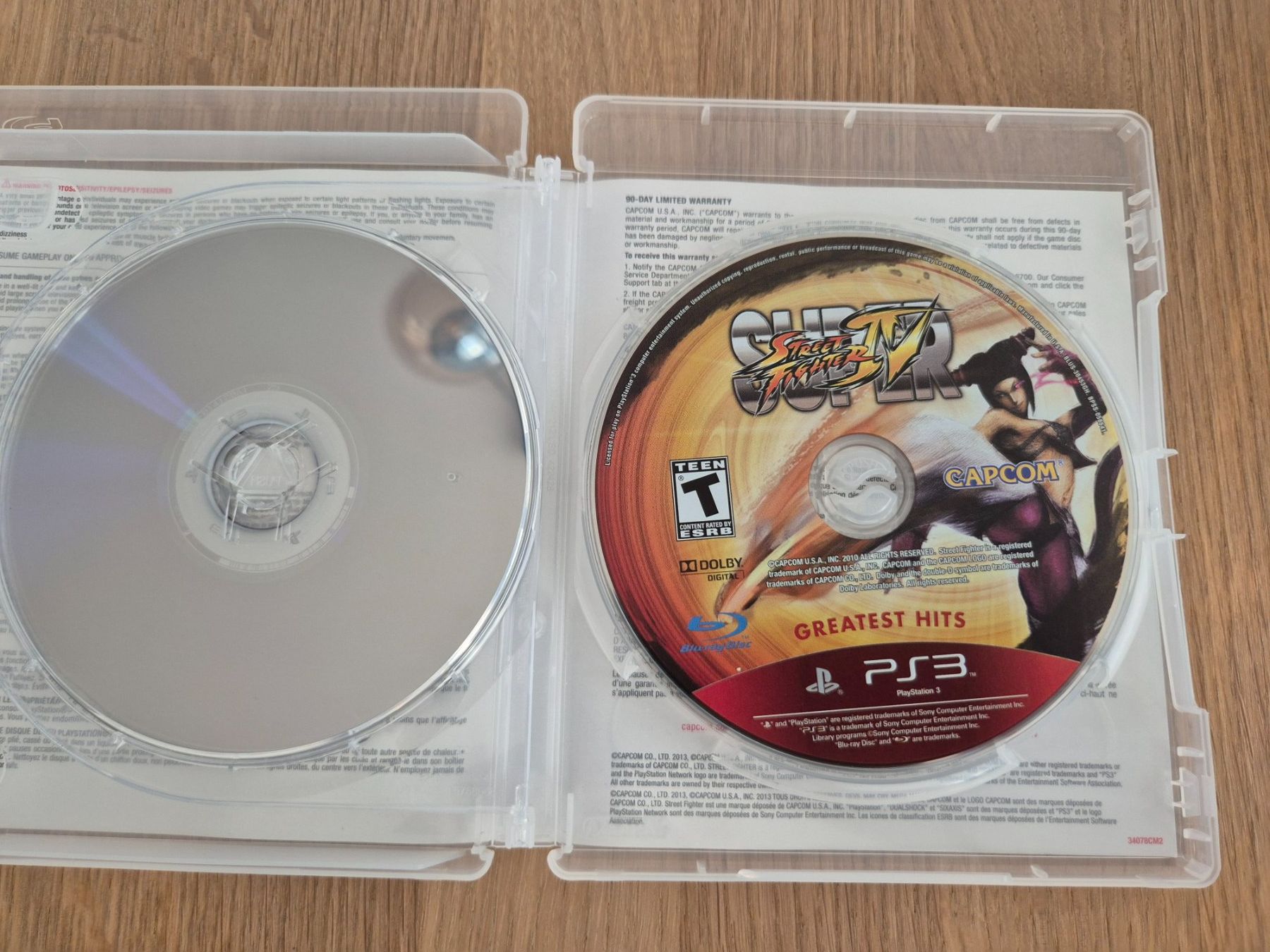 Sony Giochi: Capcom Essentials - RE 6 / DR 2 / SSF 4 / DMC 4 / MM 10 – Usato da Schneisingen venduto da jordan60078 9