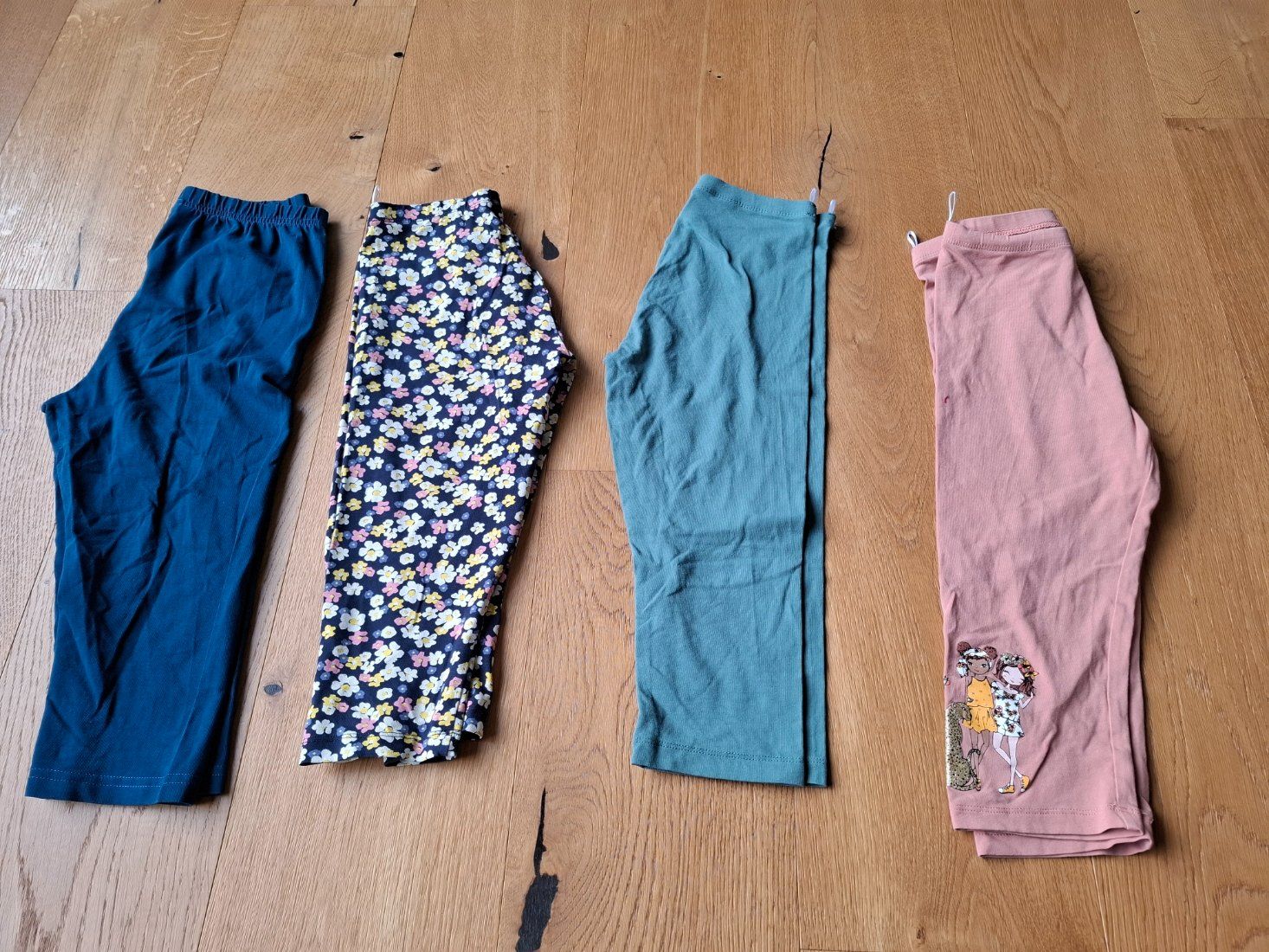 Lotti & Set di vestiti: Kleiderpaket Mädchen Gr. 140 – Usato da Bözberg venduto da Zimt104 5