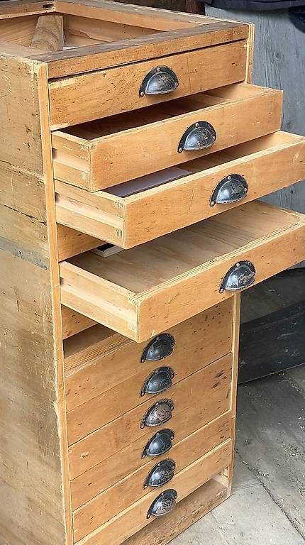 Kommoden: Schubladenstock Holz alt – Gebraucht aus Pfäffikon ZH von Einarrolf 1
