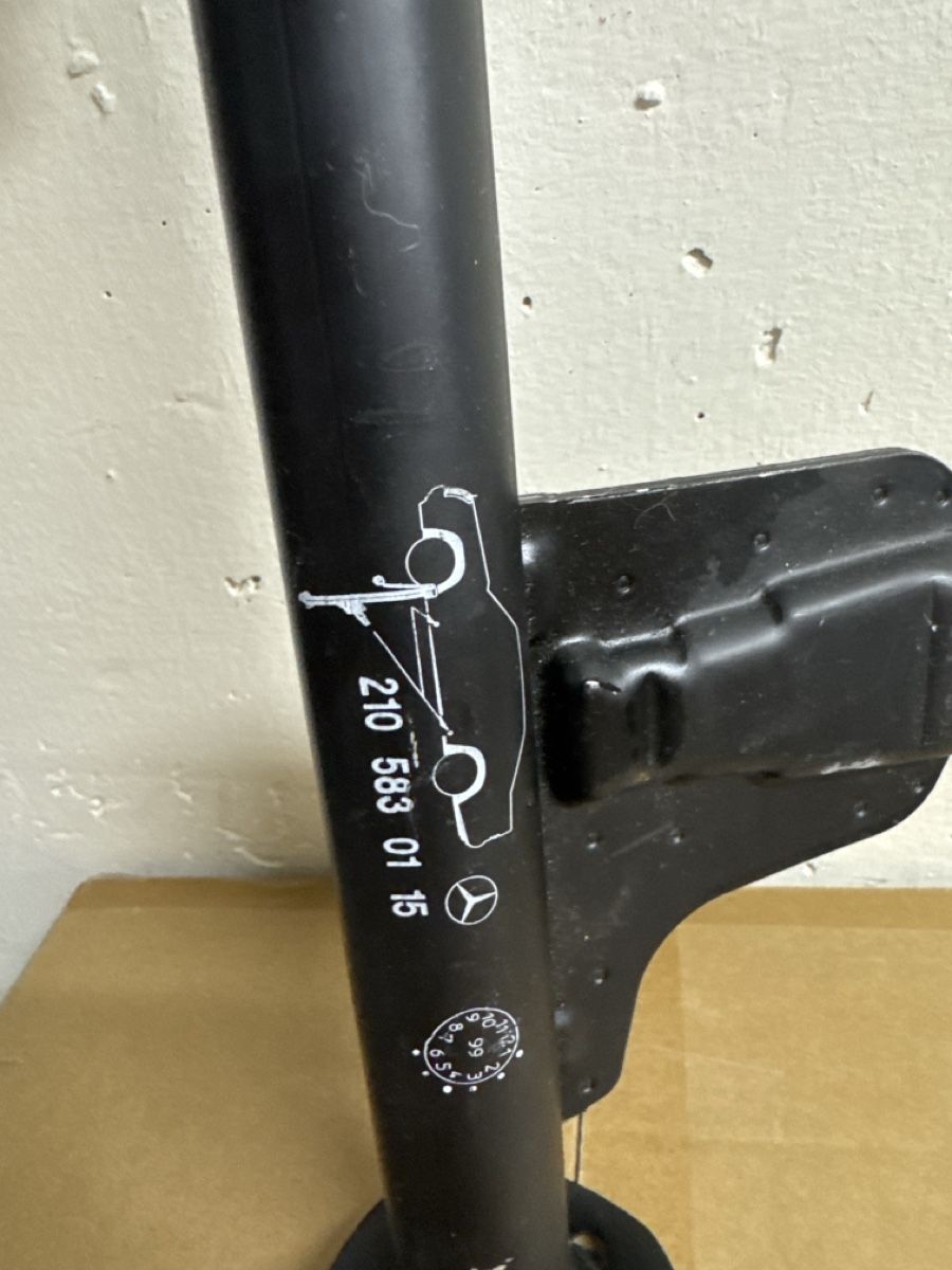Alle Autoersatzteile: Mercedes Jack 210 583 01 15 Used Condition – Gebraucht aus Riehen von Top-Quality 1