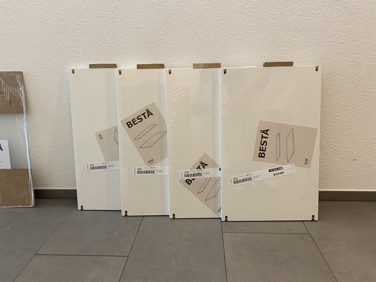 Ikea Mobili TV: IKEA BESTA Wohnwand mit Hängeschränken – Usato da Gisikon venduto da JimHada 2