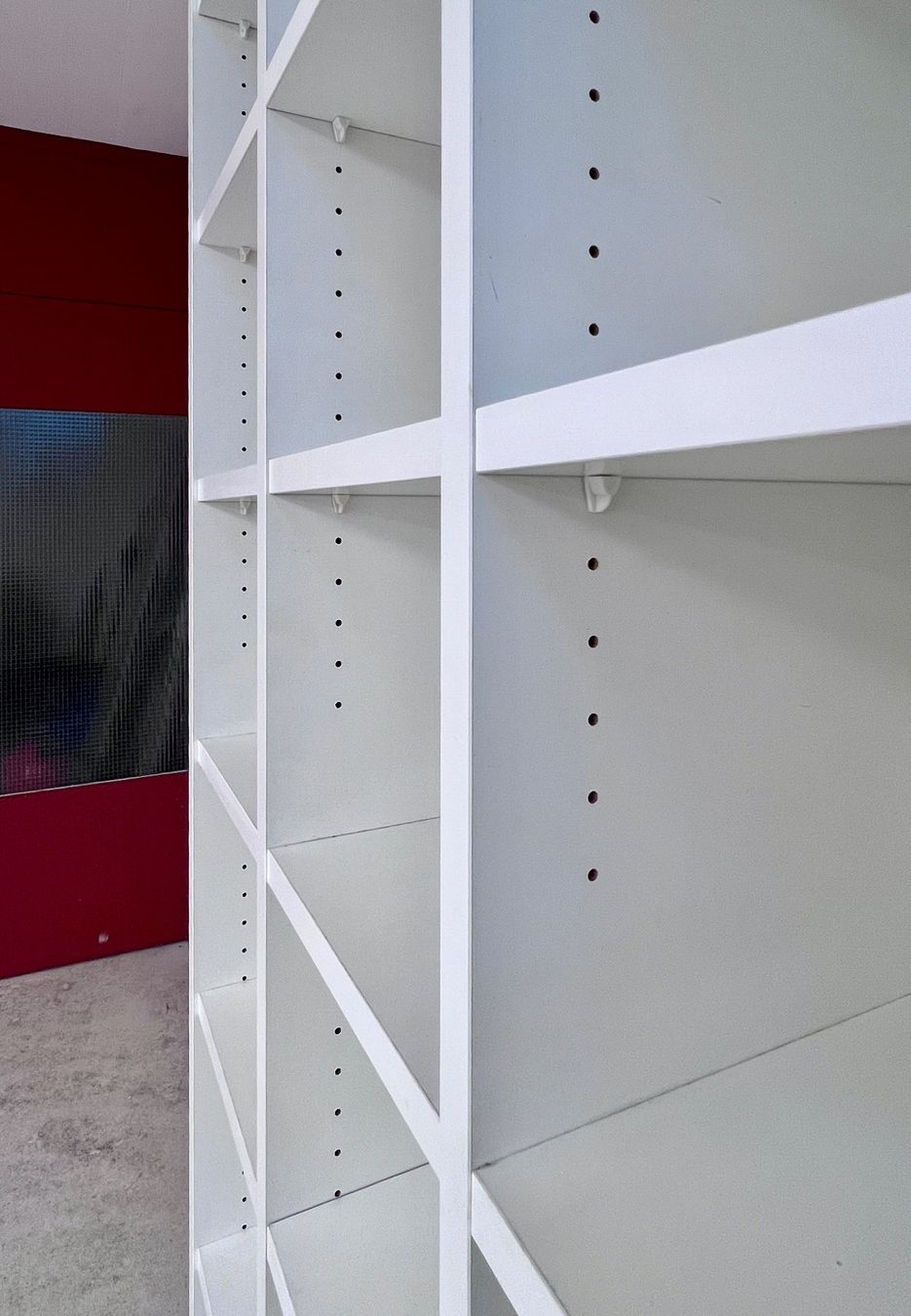 Scaffali: Regal weiss mit vielen Fächern, gebraucht. – Usato da Zürich venduto da wme_n5yf 2