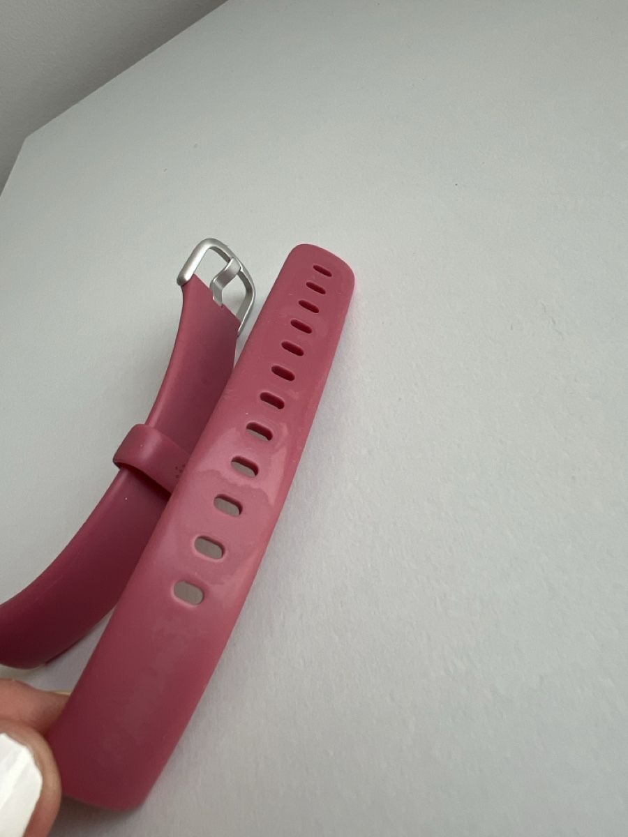 Fitbit Smartwatch: Band für fitbit Luxe – Usato da Immensee venduto da LizzaSch03 2