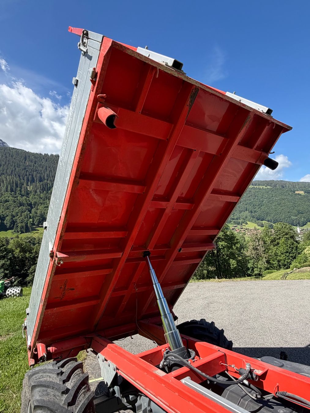 Autoribaltabili: Aufbaukipper Transporter – Usato da Serneus venduto da Strahlenziege 2