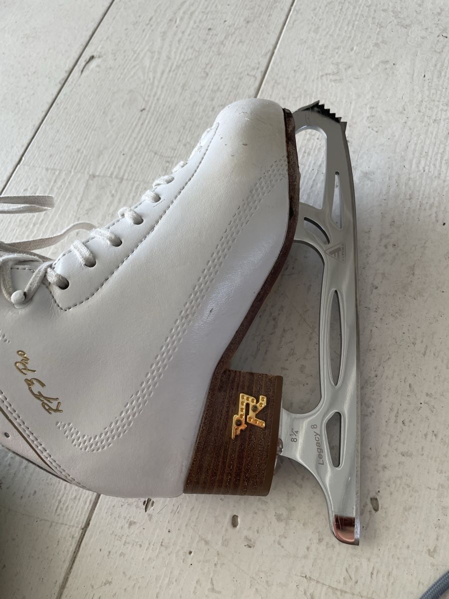 Patins à glace: Schlittschuhe Risport RF3 Pro 225 (34) – D'occasion à Herrliberg par blueman03 2